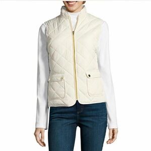 St John’s Bay Women’s Ivory Quilted Puffer Vest